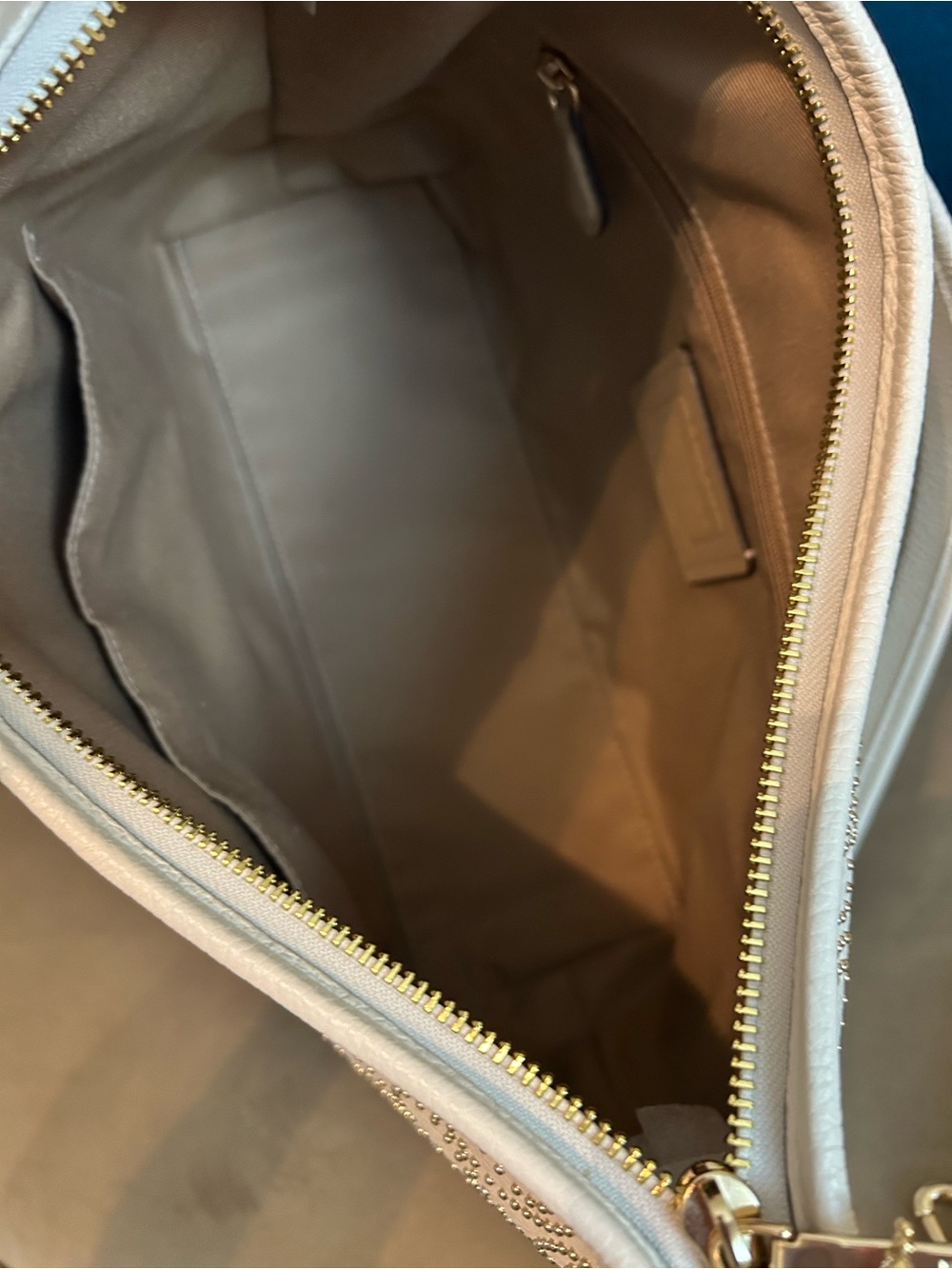 COACH Laurel Shoulder Bag with Signature C Gold Rivets Pattern in Chalk - Picture 6 of 12